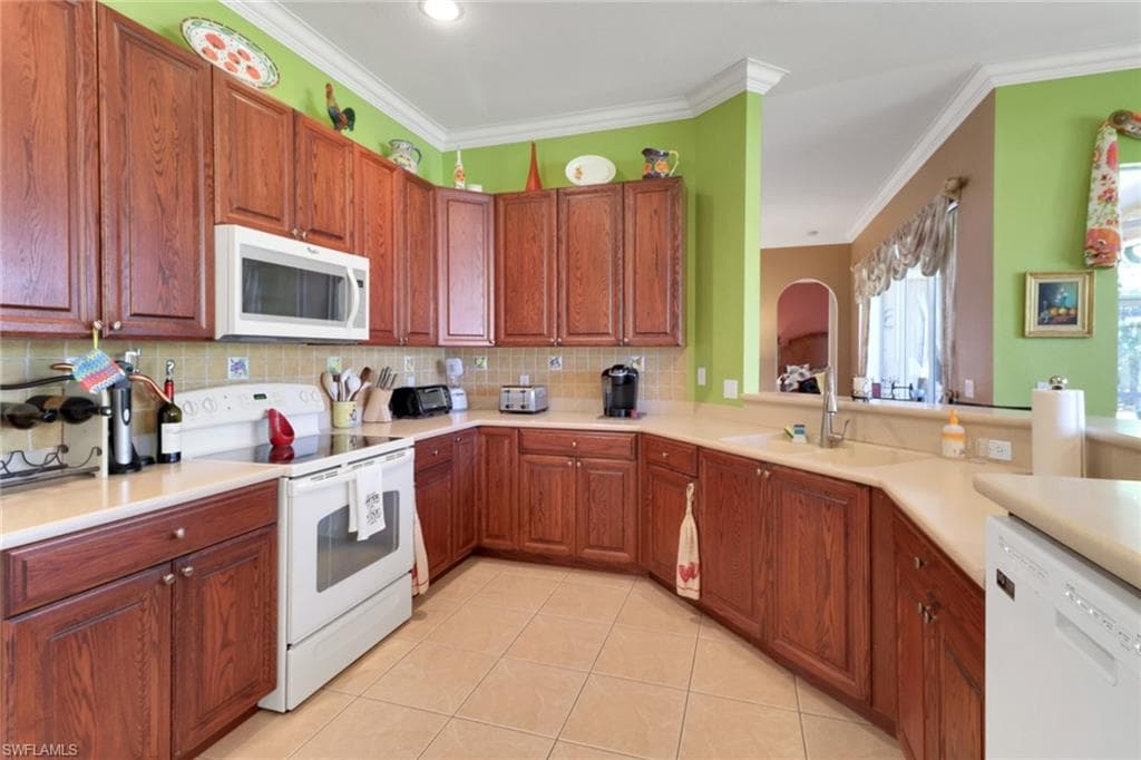 24908 Fairwinds LN, BONITA SPRINGS FL 34135-16