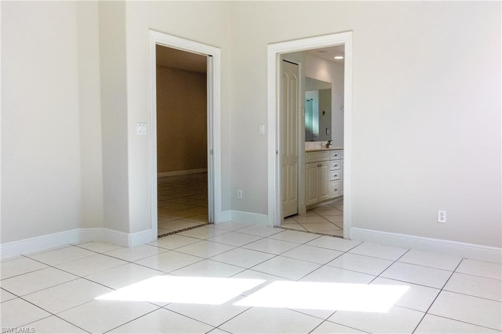 8771 Ibis Cove CIR, NAPLES FL 34119-7