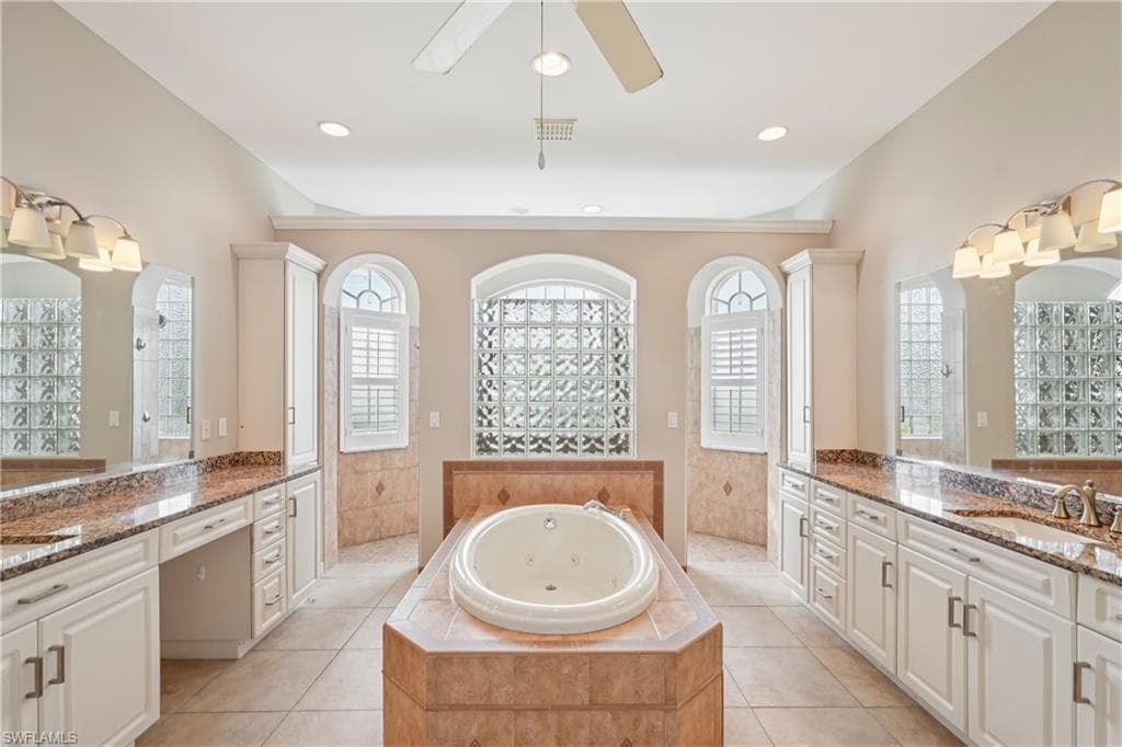 619 SW 43rd LN, CAPE CORAL FL 33914-22