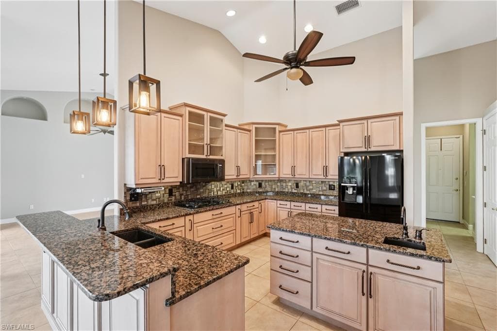 619 SW 43rd LN, CAPE CORAL FL 33914-12