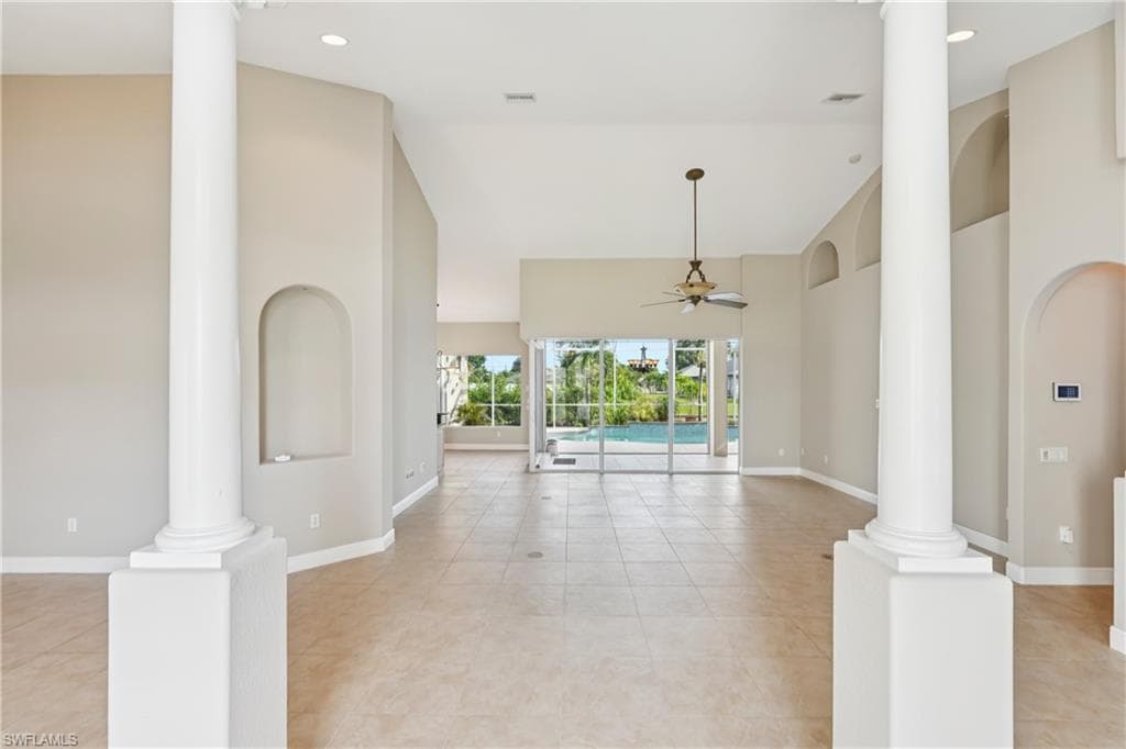 619 SW 43rd LN, CAPE CORAL FL 33914-2