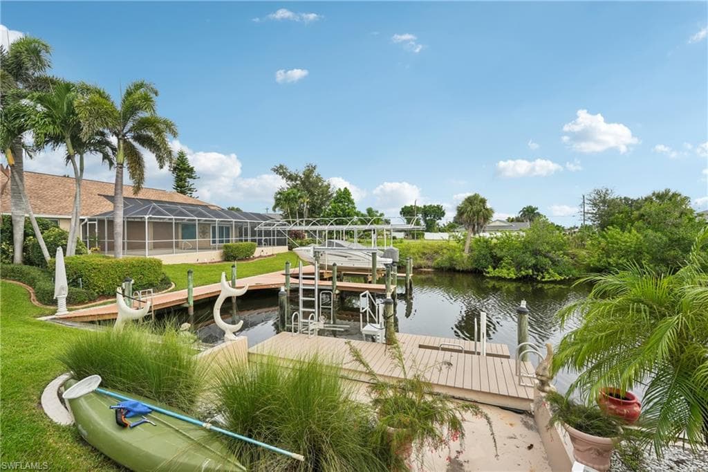 619 SW 43rd LN, CAPE CORAL FL 33914-32