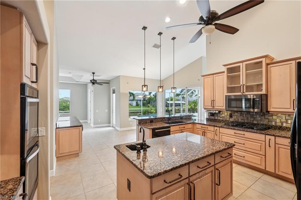 619 SW 43rd LN, CAPE CORAL FL 33914-14