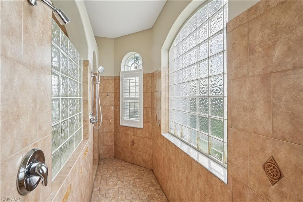 619 SW 43rd LN, CAPE CORAL FL 33914-24