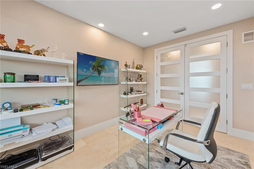 706 Waterside DR, MARCO ISLAND FL 34145-22