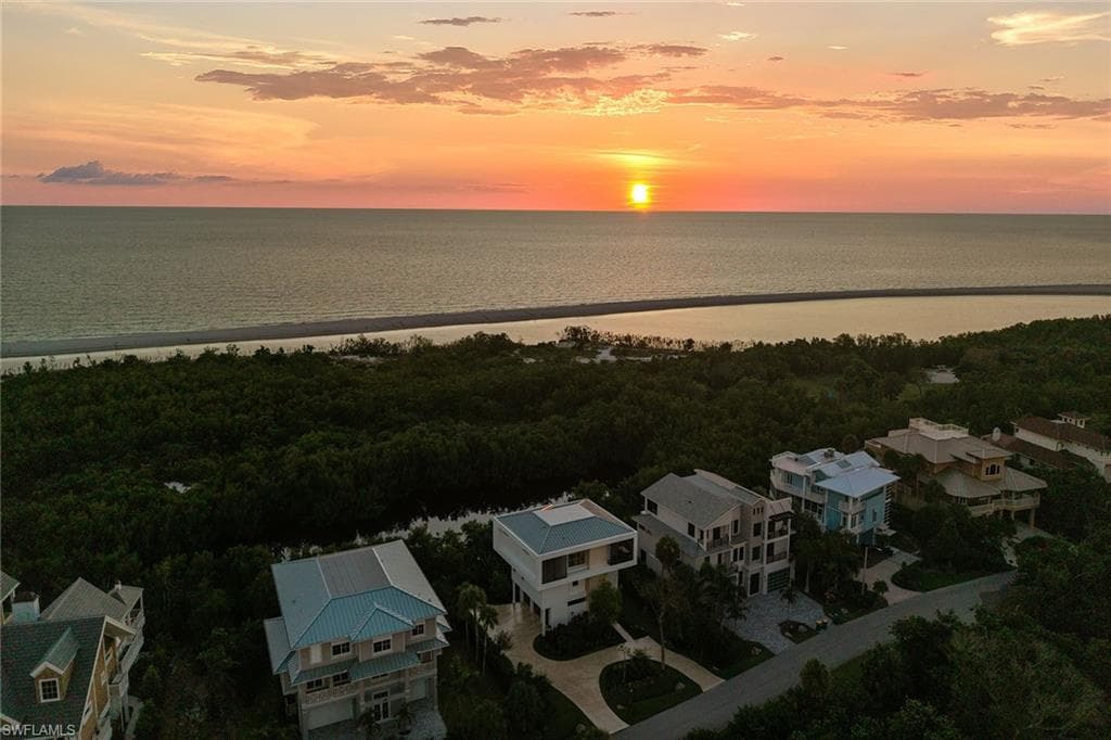 706 Waterside DR, MARCO ISLAND FL 34145-46