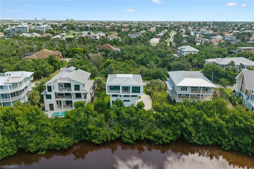 706 Waterside DR, MARCO ISLAND FL 34145-35