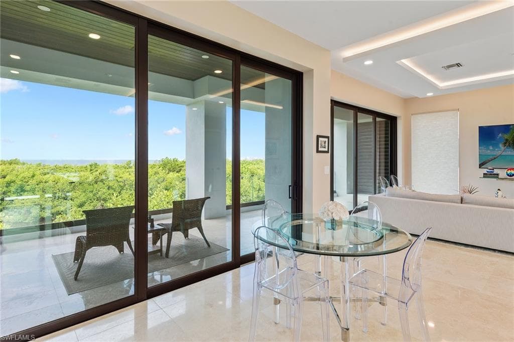 706 Waterside DR, MARCO ISLAND FL 34145-20