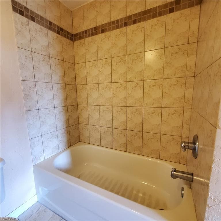 3704 Broadway # 313, FORT MYERS FL 33901-4