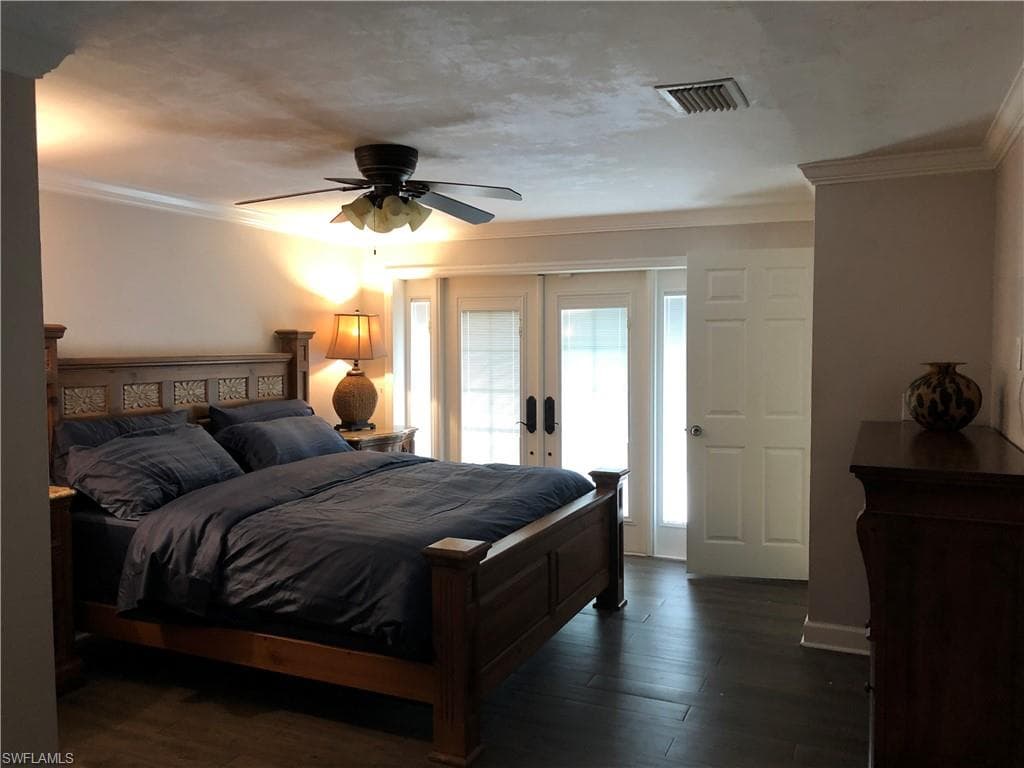 550 Forest Hills BLVD, NAPLES FL 34113-6