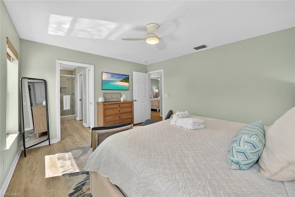 700 Nerita ST, SANIBEL FL 33957-22