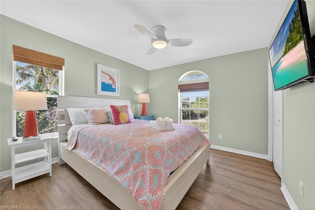 700 Nerita ST, SANIBEL FL 33957-26
