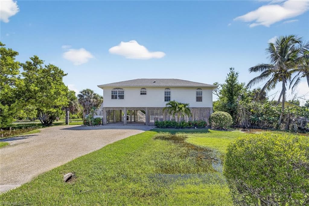 700 Nerita ST, SANIBEL FL 33957-5