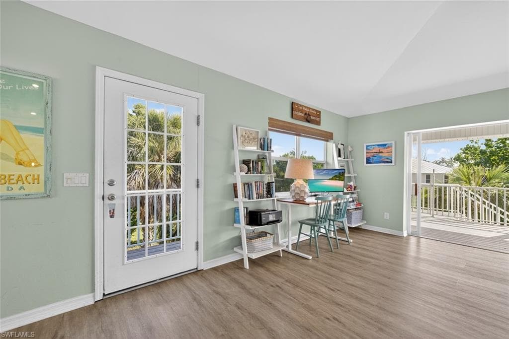 700 Nerita ST, SANIBEL FL 33957-11