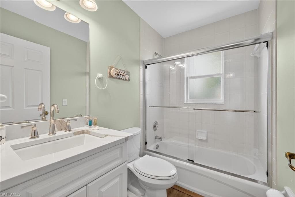 700 Nerita ST, SANIBEL FL 33957-31