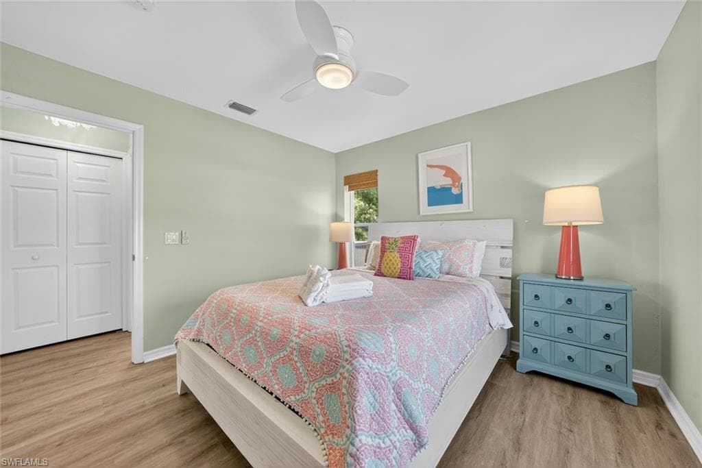 700 Nerita ST, SANIBEL FL 33957-27