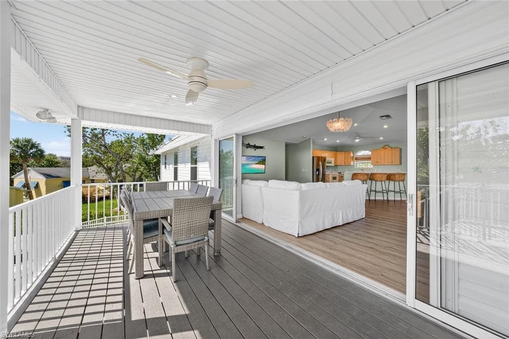 700 Nerita ST, SANIBEL FL 33957-8