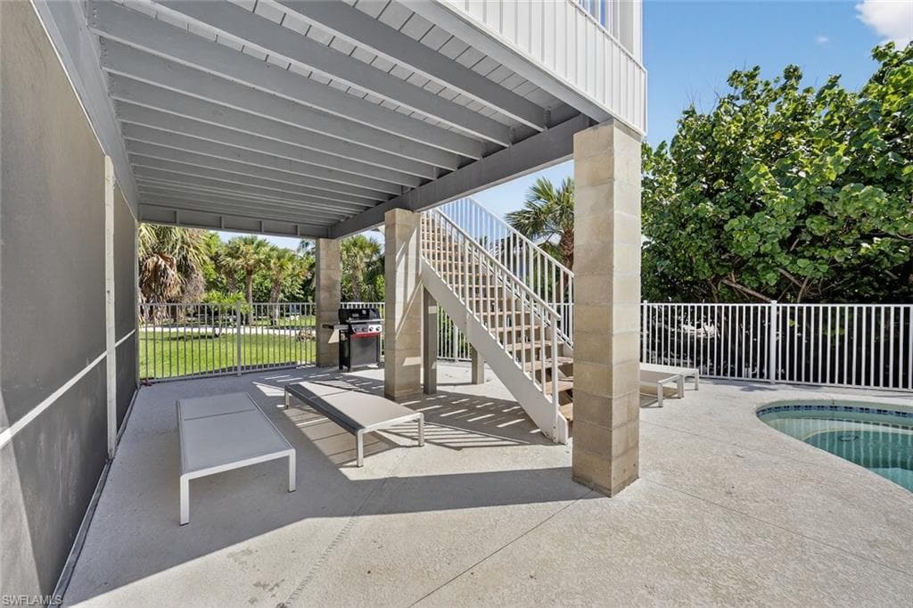700 Nerita ST, SANIBEL FL 33957-37