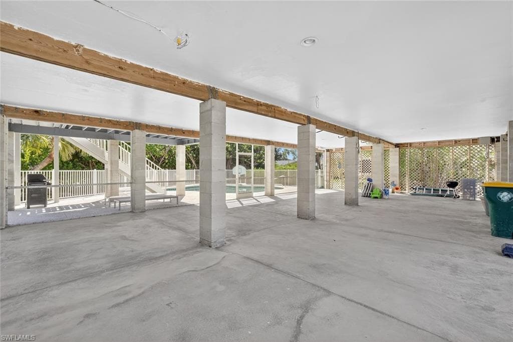 700 Nerita ST, SANIBEL FL 33957-40