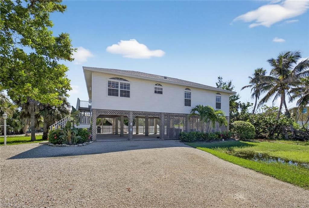 700 Nerita ST, SANIBEL FL 33957-34
