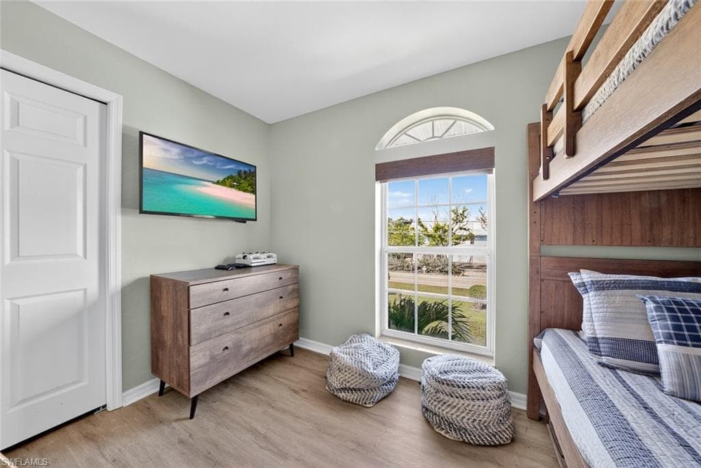 700 Nerita ST, SANIBEL FL 33957-30