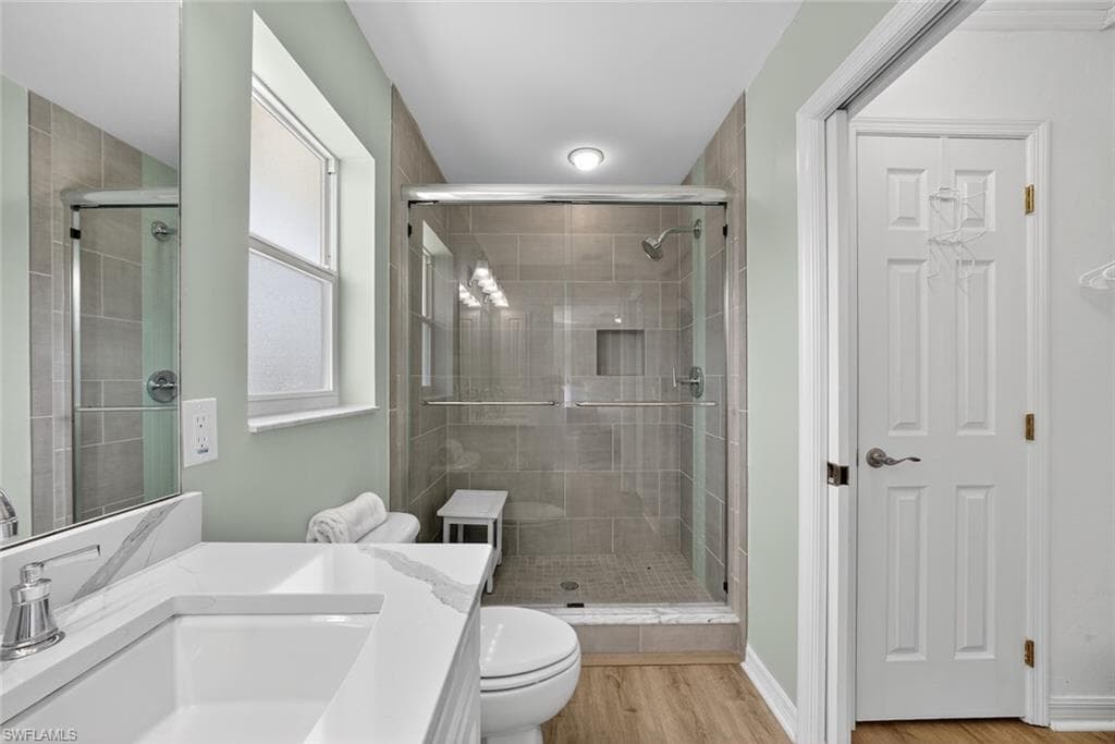 700 Nerita ST, SANIBEL FL 33957-24