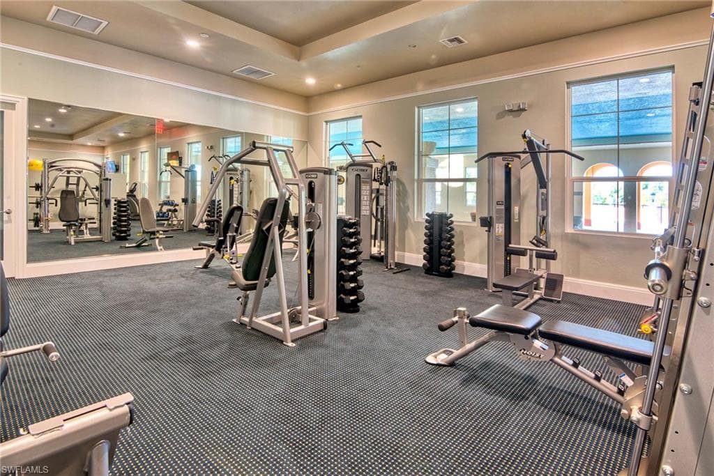21530 Strada Nuova CIR # 215, ESTERO FL 33928-25