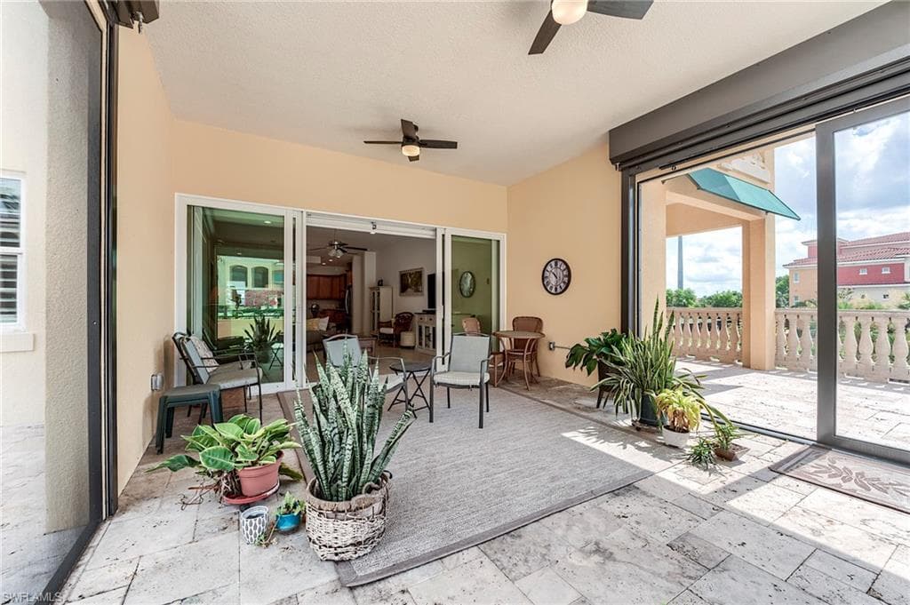 21530 Strada Nuova CIR # 215, ESTERO FL 33928-27