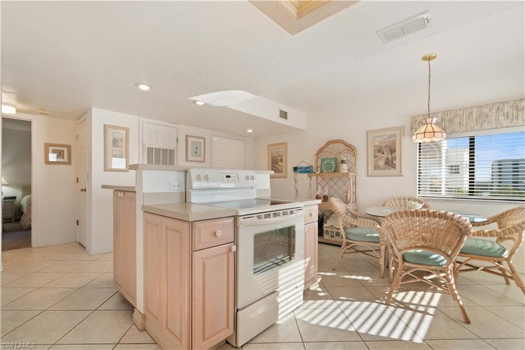 4371 Bay Beach LN # 411, FORT MYERS BEACH FL 33931-8