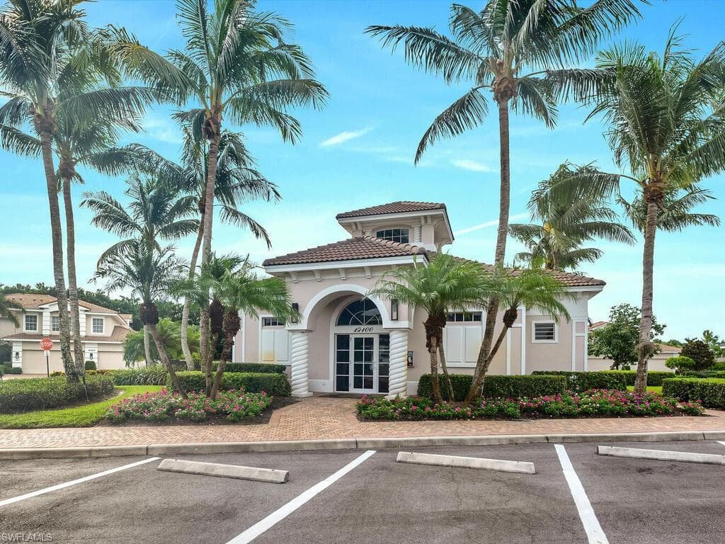 10221 Bellavista CIR # 203, MIROMAR LAKES FL 33913-21