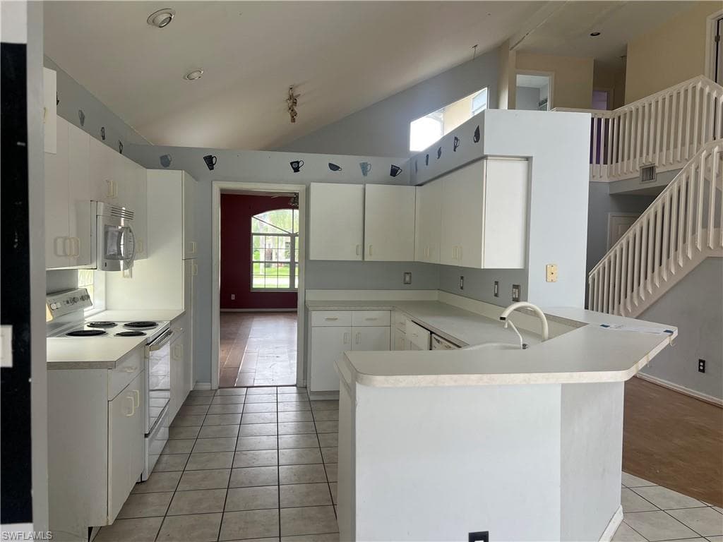 17961 Castle Harbor DR, FORT MYERS FL 33967-2