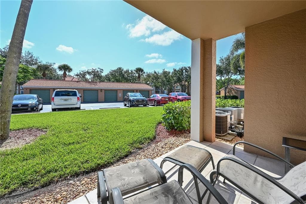 1265 Wildwood Lakes BLVD # 103, NAPLES FL 34104-22
