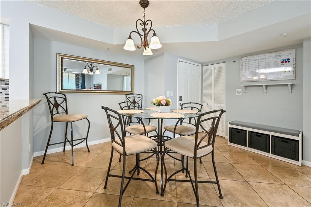 1265 Wildwood Lakes BLVD # 103, NAPLES FL 34104-12