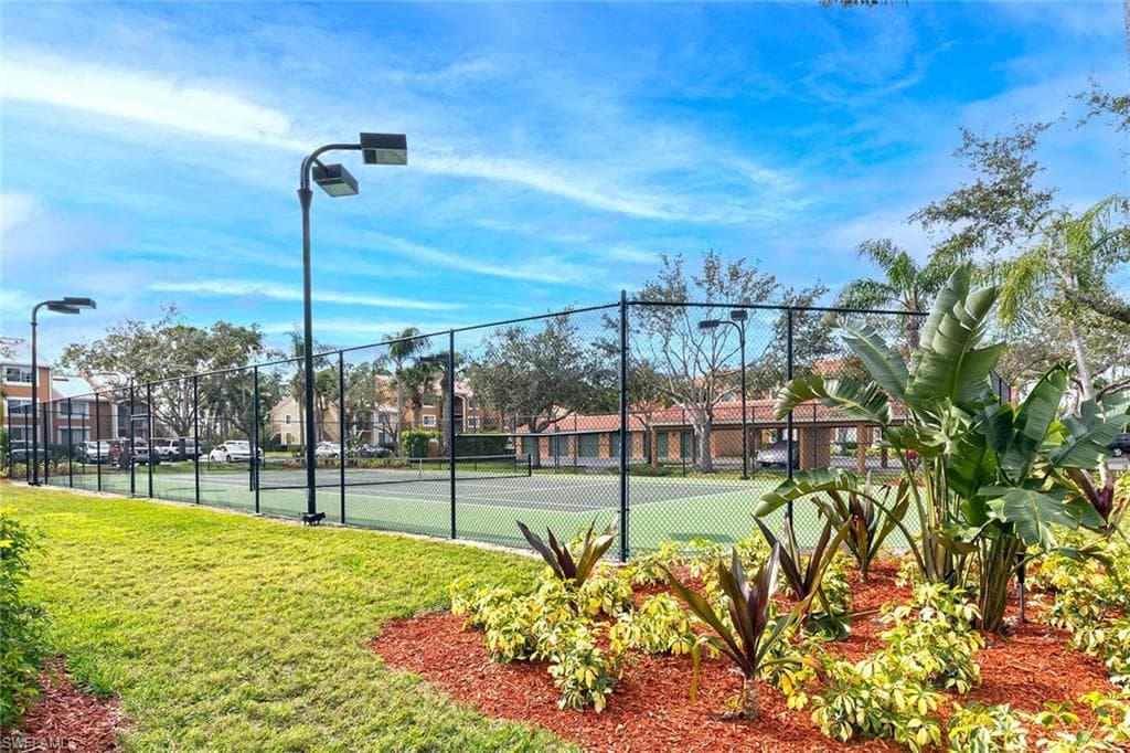 1265 Wildwood Lakes BLVD # 103, NAPLES FL 34104-23