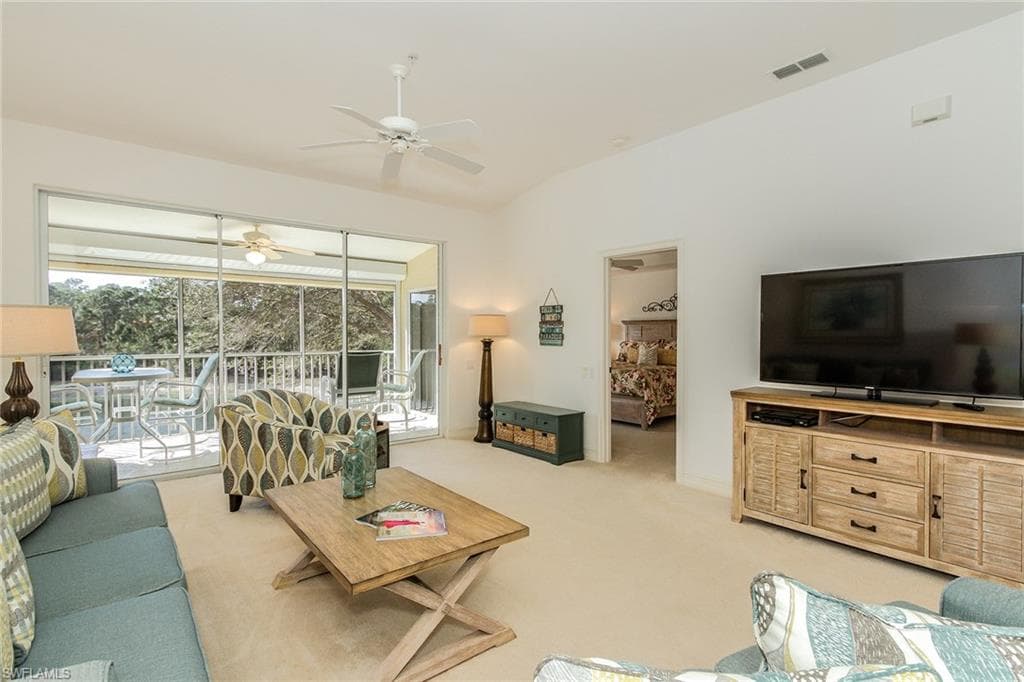 1025 Tarpon Cove DR # 203, NAPLES FL 34110-1