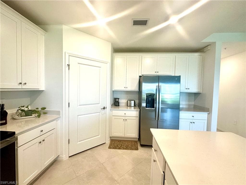 20610 Hazelnut CT 1511-4