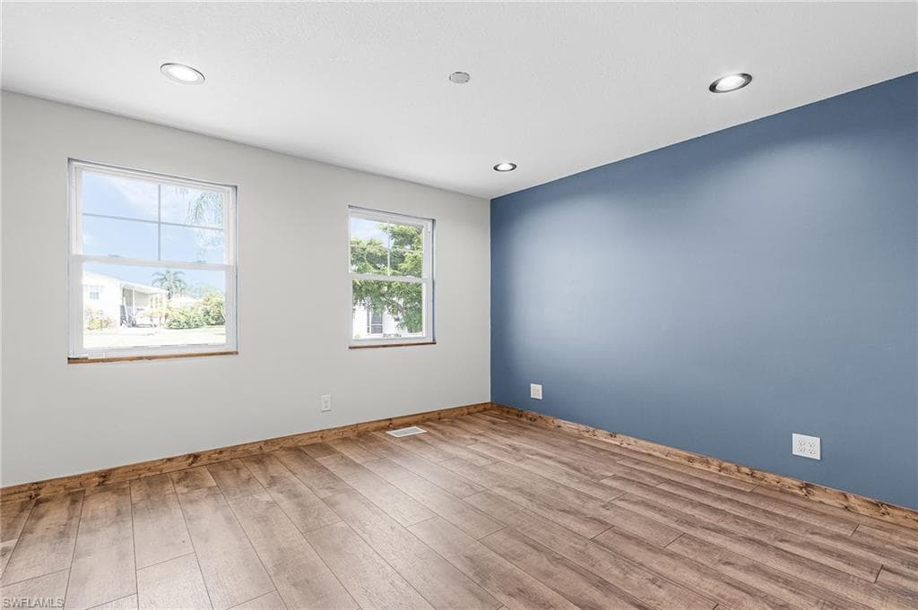 161 W Hampton DR, FORT MYERS FL 33908-21