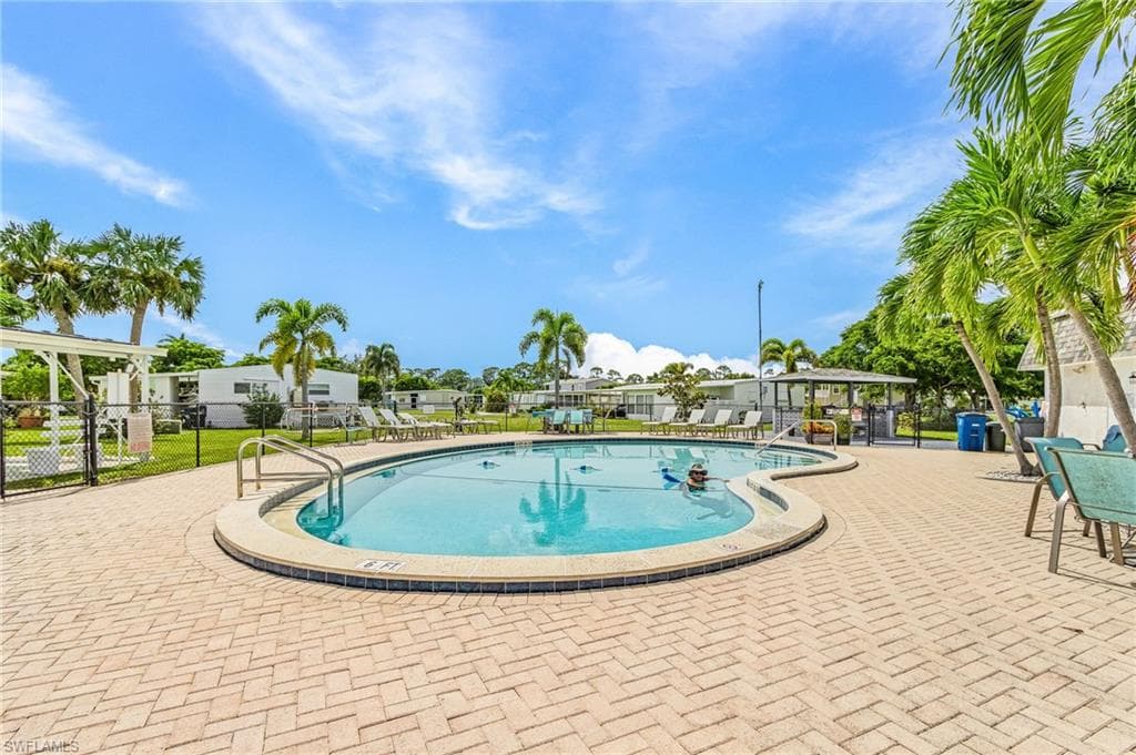 161 W Hampton DR, FORT MYERS FL 33908-31