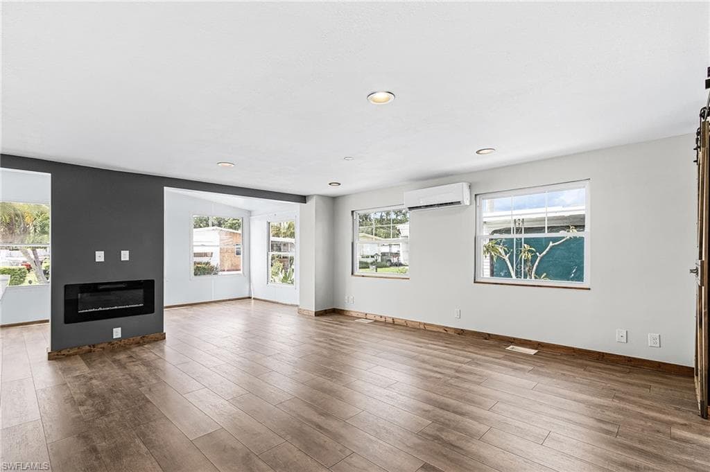 161 W Hampton DR, FORT MYERS FL 33908-8