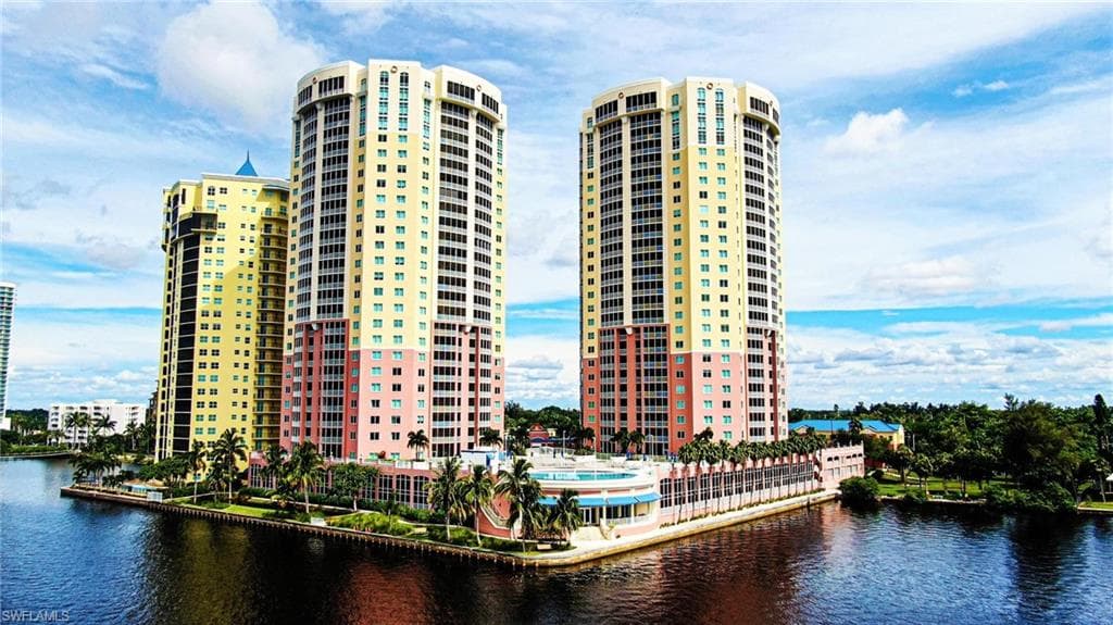 2743 1st ST # 406, FORT MYERS FL 33916-5