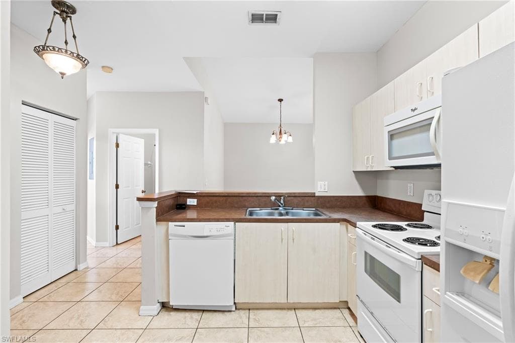 4191 Bellasol CIR # 521, FORT MYERS FL 33916-5