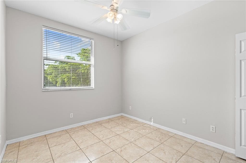 4191 Bellasol CIR # 521, FORT MYERS FL 33916-8