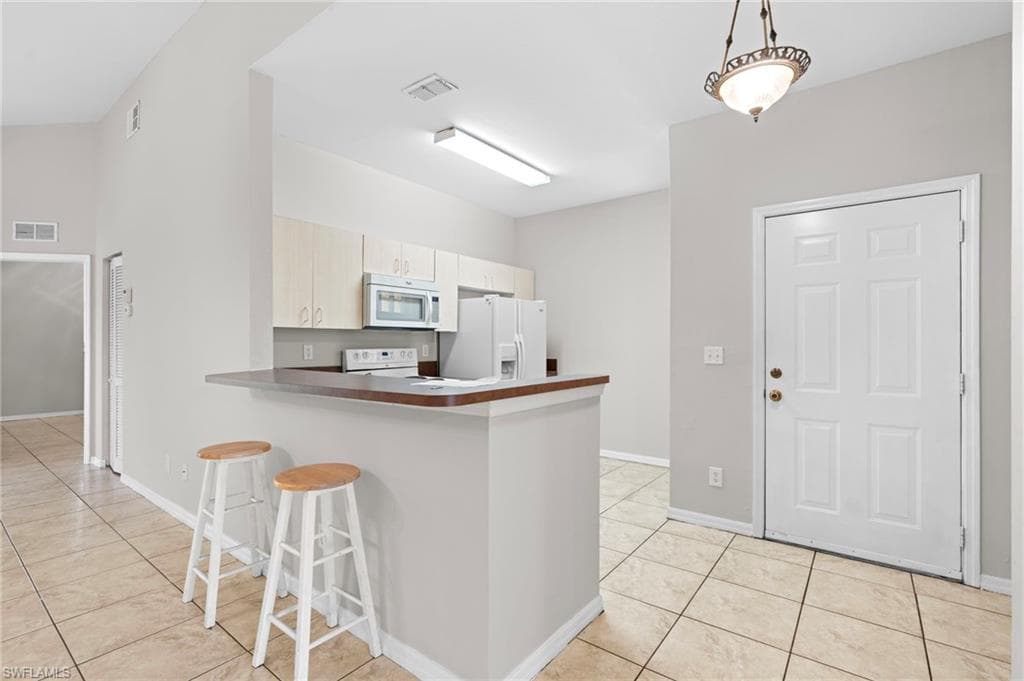 4191 Bellasol CIR # 521, FORT MYERS FL 33916-10