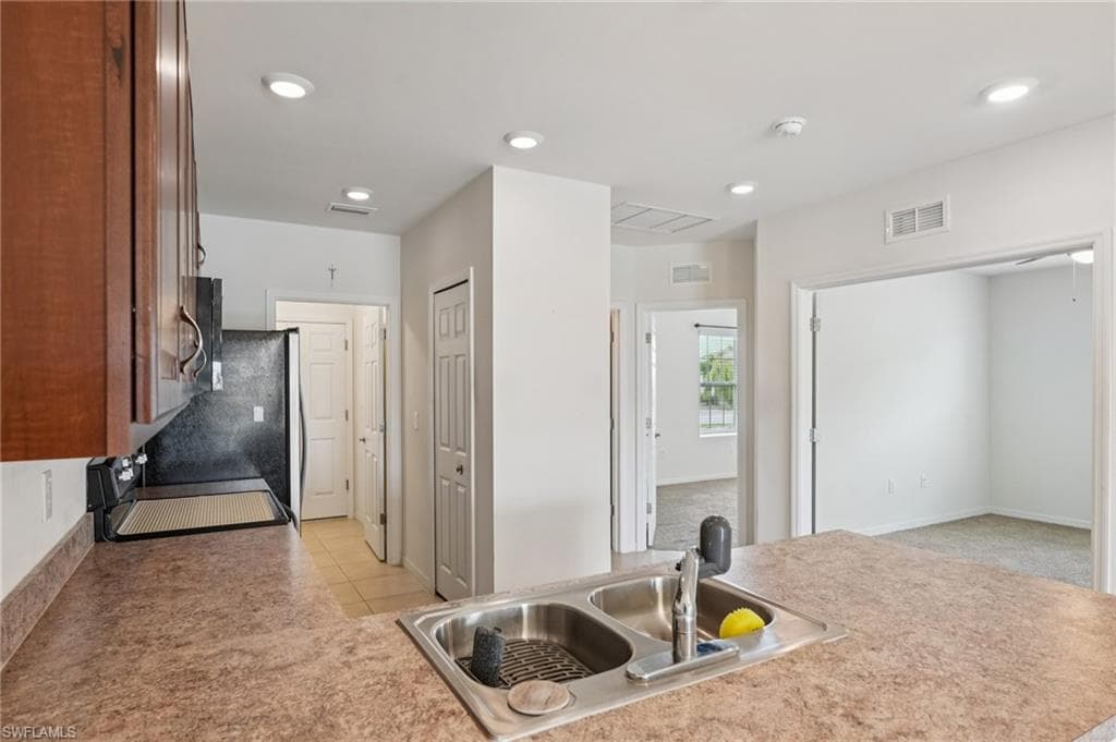 19546 Galleon Point DR, LEHIGH ACRES FL 33936-5