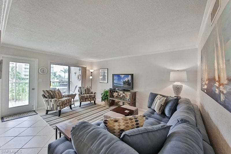 25720 Hickory BLVD # 312, BONITA SPRINGS FL 34134-8