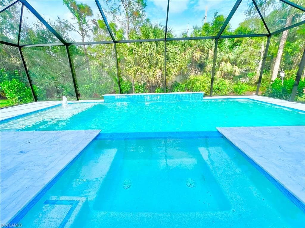 12667 Biscayne CT, NAPLES FL 34105-35