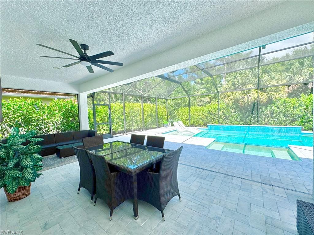 12667 Biscayne CT, NAPLES FL 34105-31