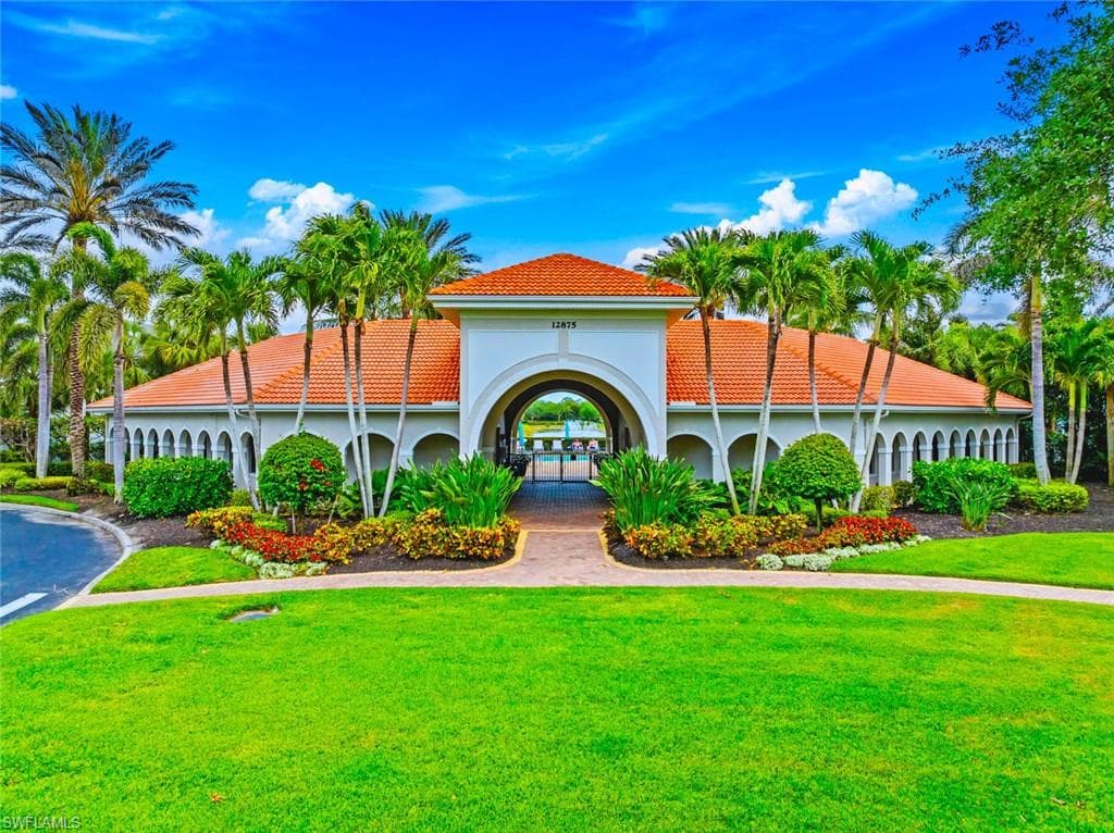 12667 Biscayne CT, NAPLES FL 34105-39