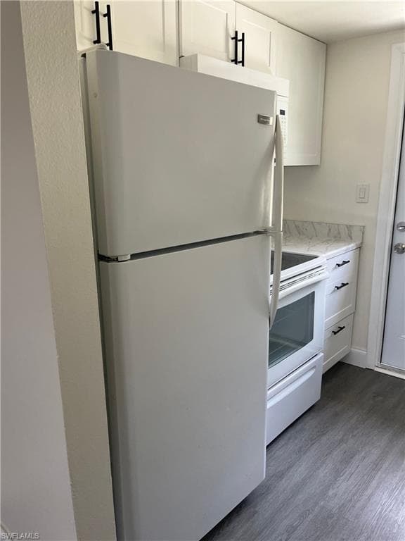 721 Burdick AVE, FORT MYERS FL 33905-1