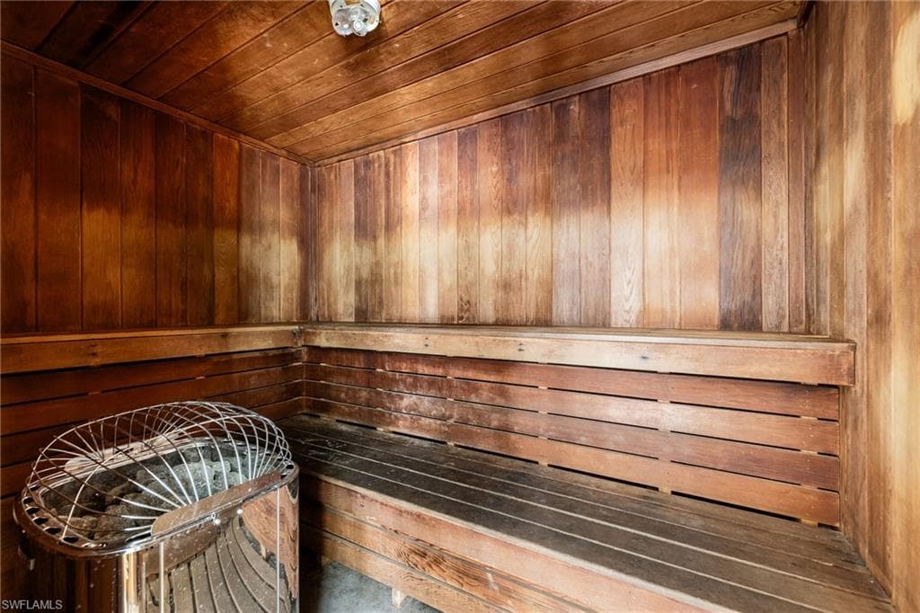 12581 Equestrian CIR # 1016, FORT MYERS FL 33907-43